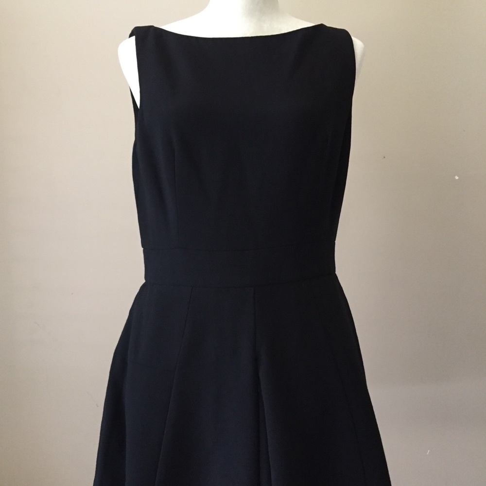 Arithmetic lexander McQueen Black Dress